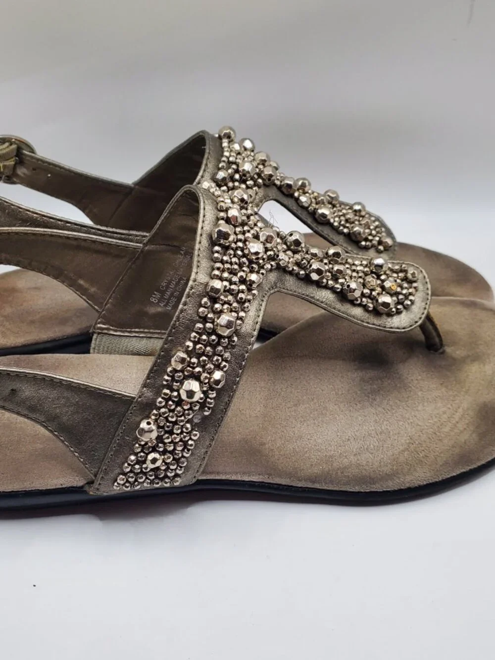 Aerosoles Silver Beaded Embellished Size 8 Thong Sandals